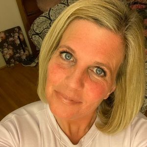 Meet your Posher, Renee